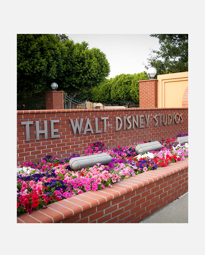 The Walt Disney Studios Platinum Private VIP Tour For Up To 4